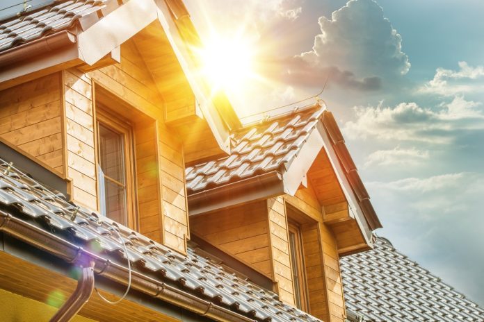 Evită riscurile de decolorare a acoperişului cu materiale de calitate